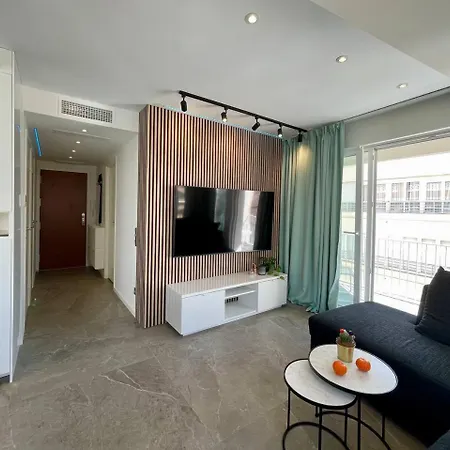 Apartment Sea Side