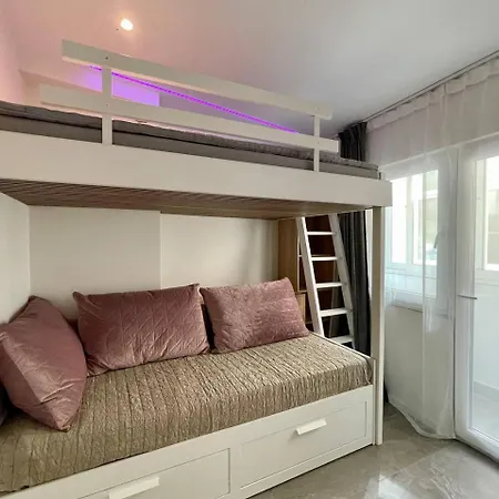 Apartment Sea Side