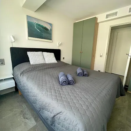 Apartment Sea Side
